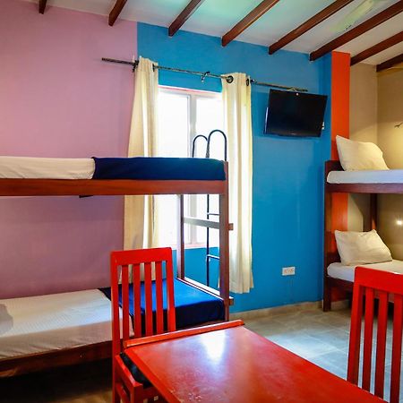 Funk Bunk - Mount View Lodge Kandy Esterno foto
