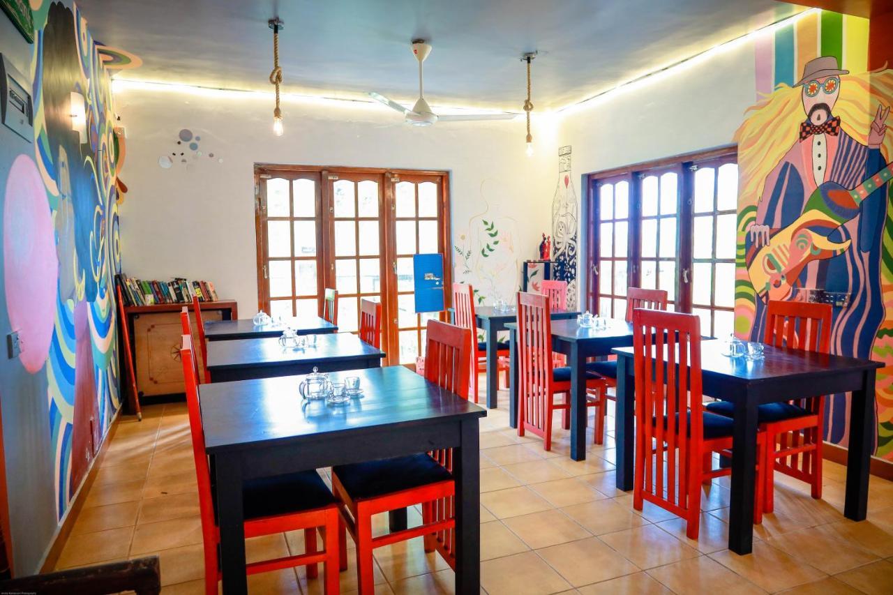 Funk Bunk - Mount View Lodge Kandy Esterno foto