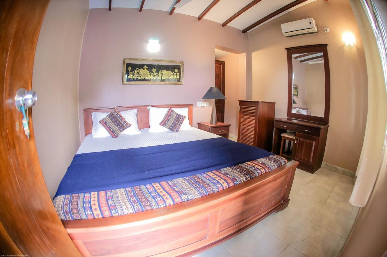 Funk Bunk - Mount View Lodge Kandy Esterno foto
