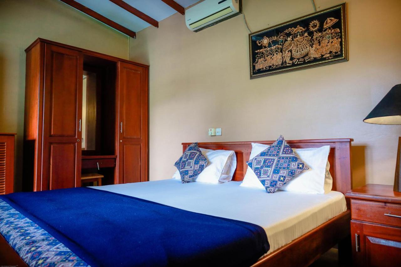 Funk Bunk - Mount View Lodge Kandy Esterno foto
