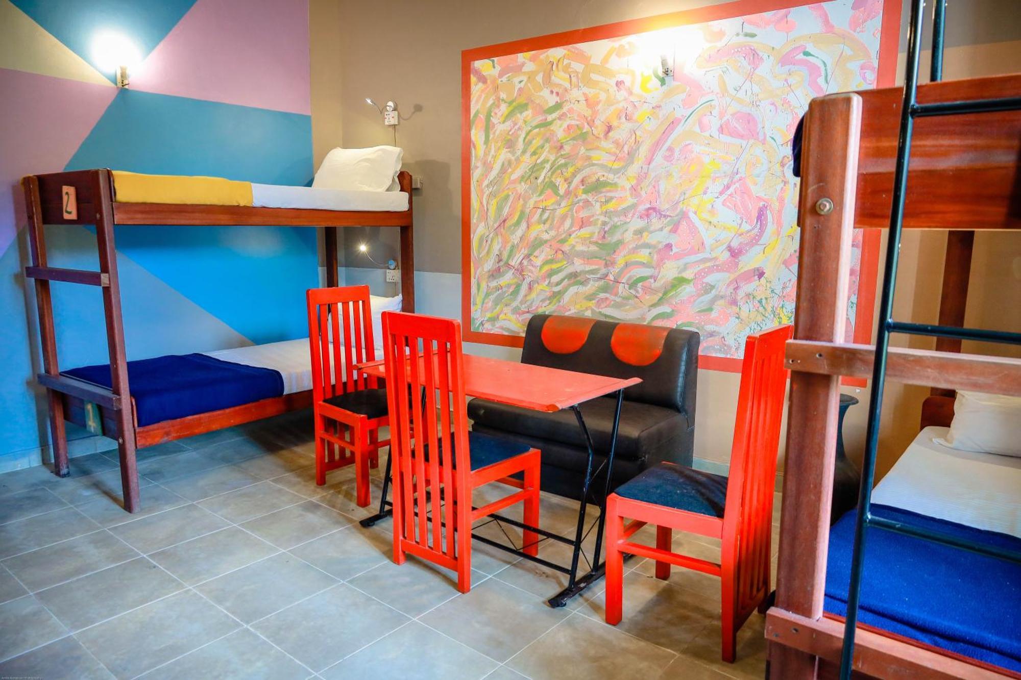 Funk Bunk - Mount View Lodge Kandy Esterno foto